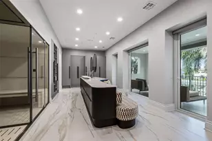 851 Brightwaters Blvd NE, Saint Petersburg, FL 33704 - Photo 36