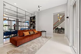 851 Brightwaters Blvd NE, Saint Petersburg, FL 33704 - Photo 10
