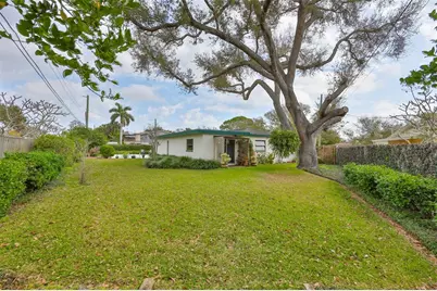 6728 19th Street N, Saint Petersburg, FL 33702 - Photo 32