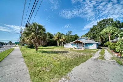 1040 Broadway, Dunedin, FL 34698 - Photo 8