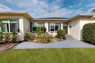 2495 37th Ave N, Saint Petersburg, FL 33713 - Photo 2