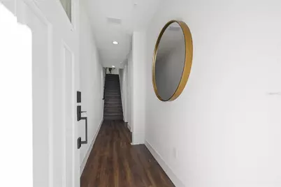 544 Dr Martin Luther King Jr Street S, Saint Petersburg, FL 33701 - Photo 8