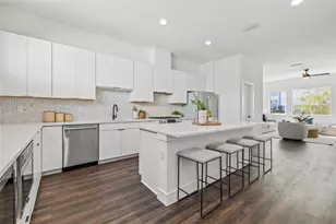 544 Dr Martin Luther King Jr Street S, Saint Petersburg, FL 33701 - Photo 12