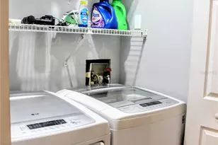 11808 Skylake Pl, Tampa, FL 33617 - Photo 20