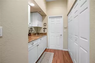 6955 Stetson St Cir, Sarasota, FL 34243 - Photo 12