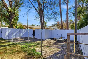 1506 S Oregon Cir, Tampa, FL 33612 - Photo 72