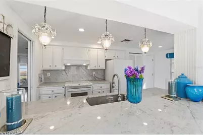 2589 Redwood Circle, Clearwater, FL 33763 - Photo 8