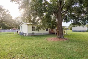 6416 Candlewood Dr, Wesley Chapel, FL 33544 - Photo 2