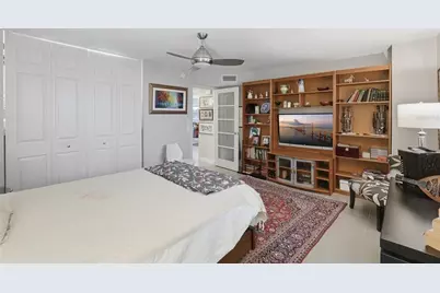 700 Beach Drive NE #302, Saint Petersburg, FL 33701 - Photo 24