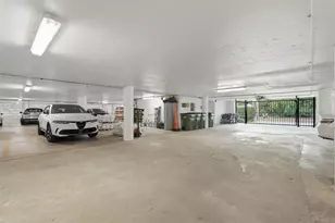 700 Beach Dr NE, Saint Petersburg, FL 33701 - Photo 30