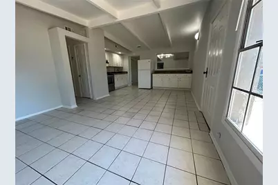 1336 Warrington Way, Tampa, FL 33619 - Photo 8