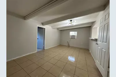 1336 Warrington Way, Tampa, FL 33619 - Photo 14