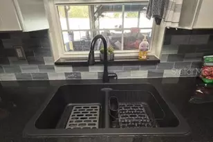 602 Hickory Lake Dr, Brandon, FL 33511 - Photo 12