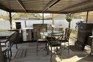 602 Hickory Lake Dr, Brandon, FL 33511 - Photo 32