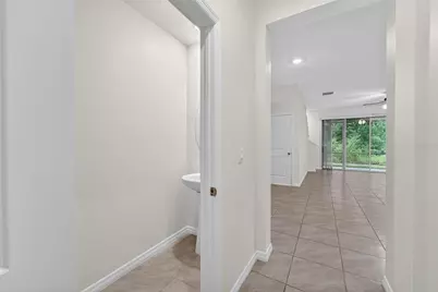 5068 Captain Davis Drive, Wimauma, FL 33598 - Photo 10