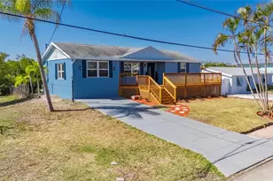 827 Seabreeze Dr, Ruskin, FL 33570 - Photo 68