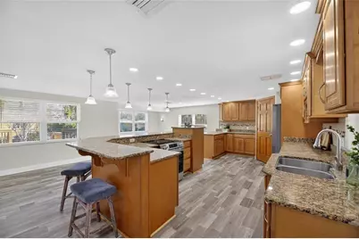 827 Seabreeze Drive, Ruskin, FL 33570 - Photo 16
