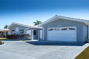 14898 Crown Dr, Largo, FL 33774 - Photo 2