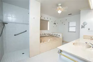 14898 Crown Dr, Largo, FL 33774 - Photo 28