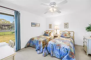 771 Suwannee Ct NE, Saint Petersburg, FL 33702 - Photo 36