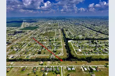 2017 NW 24th Avenue, Cape Coral, FL 33993 - Photo 4