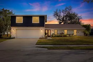 8950 Baywood Park Dr, Seminole, FL 33777 - Photo 1
