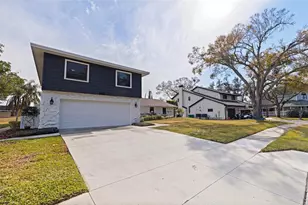8950 Baywood Park Dr, Seminole, FL 33777 - Photo 46