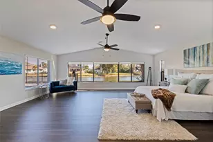 8950 Baywood Park Dr, Seminole, FL 33777 - Photo 24