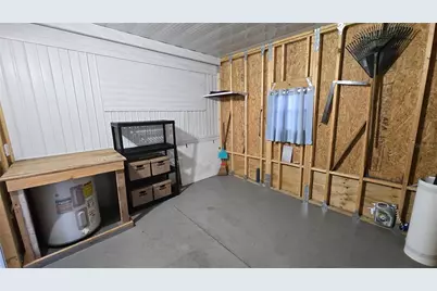 5227 Betty Street, Zephyrhills, FL 33542 - Photo 32