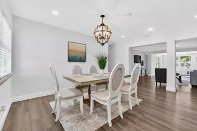 2867 51st Avenue S, Saint Petersburg, FL 33712 - Photo 4