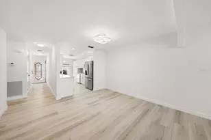 383 Boca Ciega Point Blvd N, Saint Petersburg, FL 33708 - Photo 32