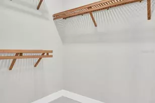 275 1st Ave S, Saint Petersburg, FL 33701 - Photo 30