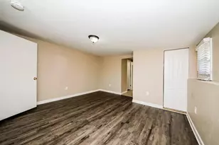 6218 Nutmeg Ave, Sarasota, FL 34231 - Photo 10