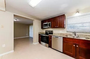 6218 Nutmeg Ave, Sarasota, FL 34231 - Photo 6