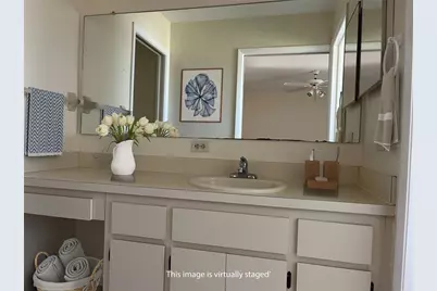 1512 Chateaux De Ville Court, Clearwater, FL 33764 - Photo 10