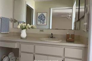 1512 Chateaux De Ville Ct, Clearwater, FL 33764 - Photo 10