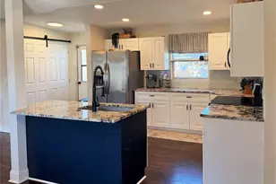 4101 11th Ave N, Saint Petersburg, FL 33713 - Photo 4