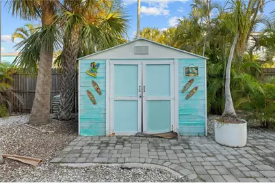 13123 4th Street E, Madeira Beach, FL 33708 - Photo 26