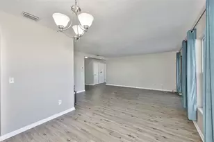 1826 Ridgeway Dr, Clearwater, FL 33755 - Photo 12