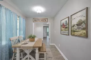 1826 Ridgeway Dr, Clearwater, FL 33755 - Photo 4