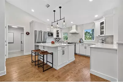 4311 Avenue Cannes, Lutz, FL 33558 - Photo 8