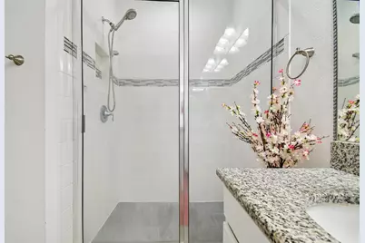 12112 Ledbury Commons Drive, Gibsonton, FL 33534 - Photo 42