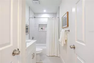 10208 Thicket Point Way, Tampa, FL 33647 - Photo 32