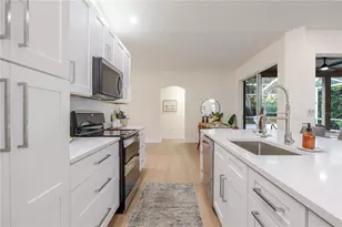 10208 Thicket Point Way, Tampa, FL 33647 - Photo 14