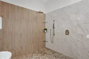 723 Pinta Dr, Tierra Verde, FL 33715 - Photo 54