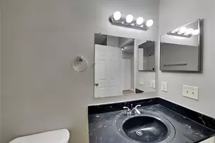 [Address not provided], Tampa, FL 33617 - Photo 10