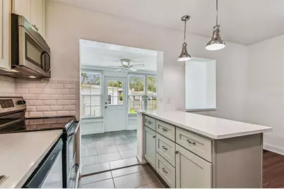 275 Mateo Way NE, Saint Petersburg, FL 33704 - Photo 16