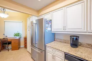 104 Surfview Dr, Palm Coast, FL 32137 - Photo 8