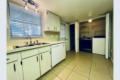 10368 Carrollwood Lane #234, Tampa, FL 33618 - Photo 4