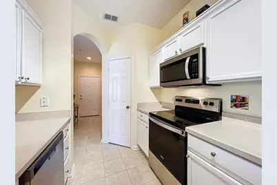 6100 Stevenson Drive #306, Orlando, FL 32835 - Photo 8